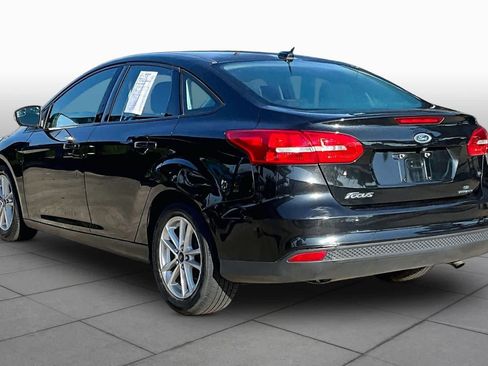 Used 2015 Ford Focus SE FWD image 12