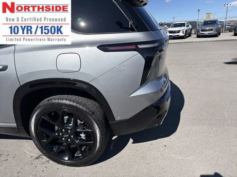 New 2026 Chevrolet Traverse RS w/ LPO, Floor Liner Package image 9