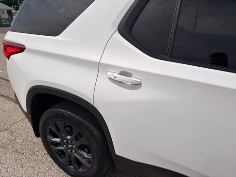 Used 2020 Chevrolet Traverse RS FWD image 4