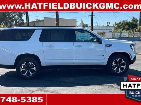 New 2026 GMC Yukon XL AT4 AWD/4WD image 6