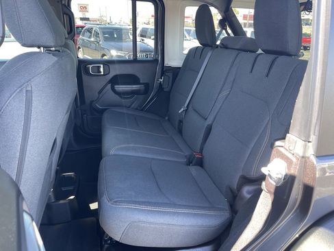 Used 2024 Jeep Wrangler Sport S image 24