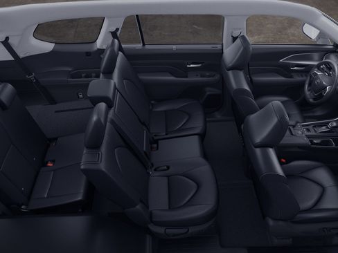 New 2026 Toyota Grand Highlander FWD image 22