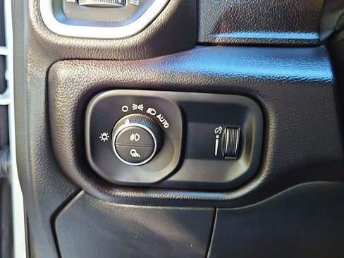 Used 2023 RAM 2500 Big Horn w/ Level 1 Equipment Group image 15