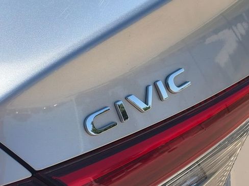 Used 2022 Honda Civic EX image 12