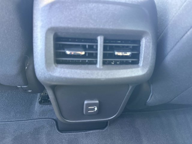 Certified 2024 Chevrolet Equinox LT FWD image 22