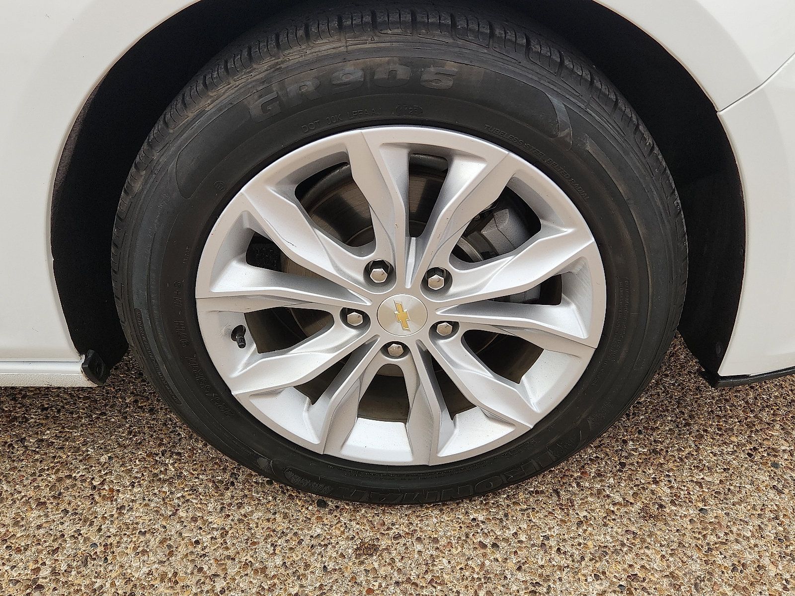 Used 2024 Chevrolet Malibu LT FWD image 8