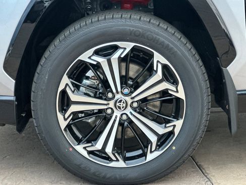 New 2025 Toyota RAV4 XSE image 34