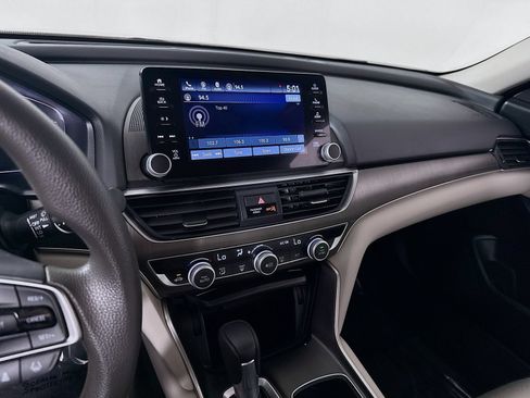 Used 2021 Honda Accord LX image 15