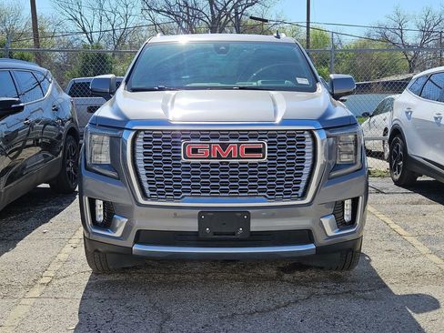 Used 2021 GMC Yukon Denali image 5