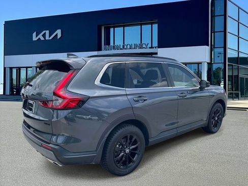 Used 2025 Honda CR-V Sport image 6