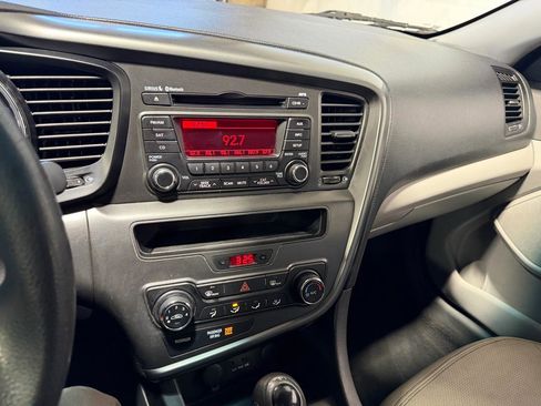 Used 2013 Kia Optima LX image 30