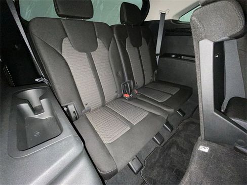 Used 2023 Kia Sorento LX image 22