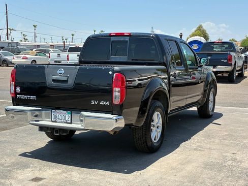 Used 2017 Nissan Frontier SV AWD/4WD image 8