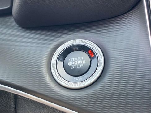 New 2025 Jeep Grand Cherokee Altitude image 52