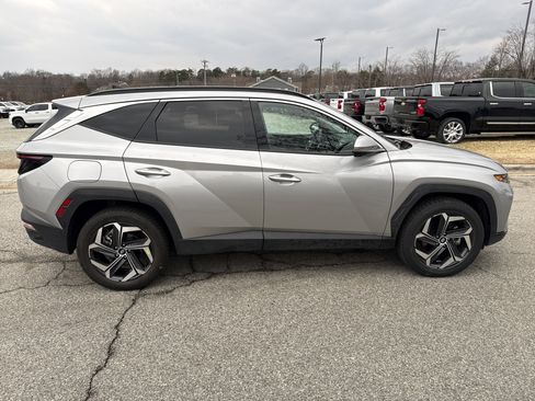 Used 2024 Hyundai Tucson Limited image 11
