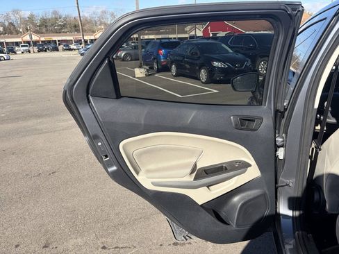 Used 2020 Ford EcoSport S FWD image 13