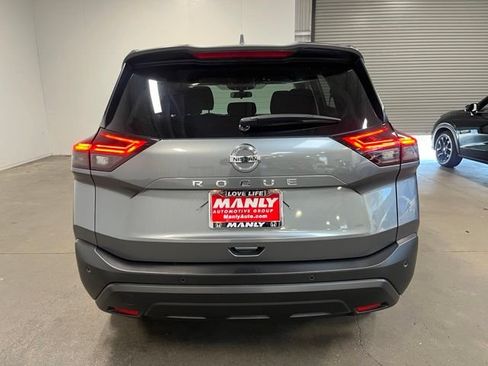 Used 2021 Nissan Rogue S FWD image 4