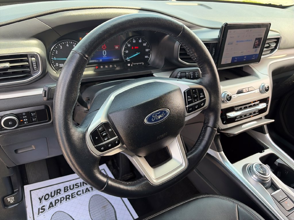 Used 2024 Ford Explorer XLT w/ Equipment Group 202A AWD/4WD image 19