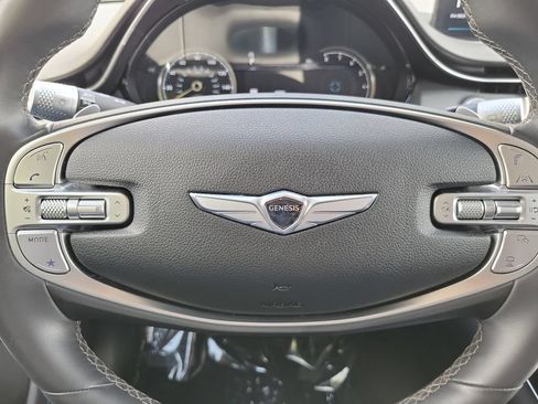 Used 2025 Genesis GV70 2.5T AWD/4WD image 36