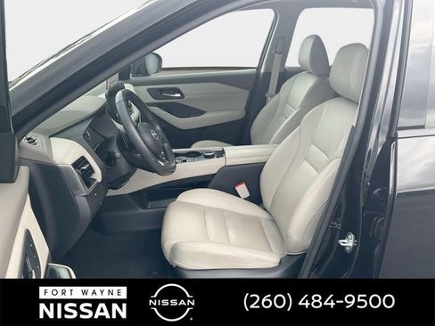 Certified 2023 Nissan Rogue SL w/ SL Premium Package AWD/4WD image 13