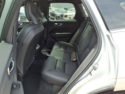 Used 2020 Volvo XC60 T6 Inscription AWD/4WD image 12