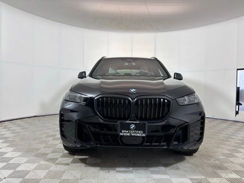 Certified 2024 BMW X5 xDrive40i w/ M Sport Package image 2