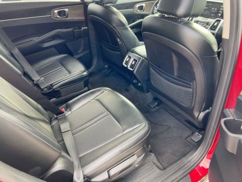 Used 2021 Kia Sorento EX w/ Panoramic Sunroof Package image 30