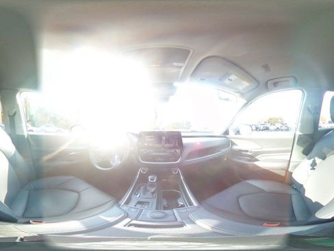 Used 2025 Toyota Grand Highlander XLE image 38