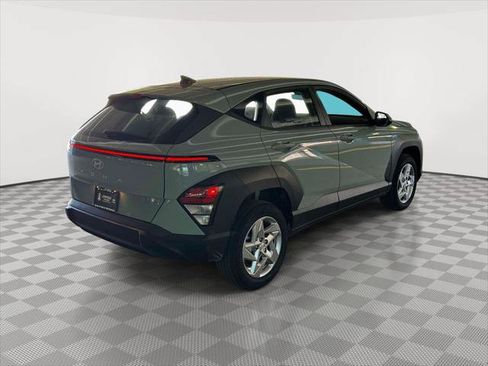Used 2026 Hyundai Kona SE AWD/4WD image 6