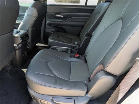 New 2026 Toyota Grand Highlander FWD image 15