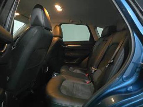 Used 2018 MAZDA CX-5 Touring image 12