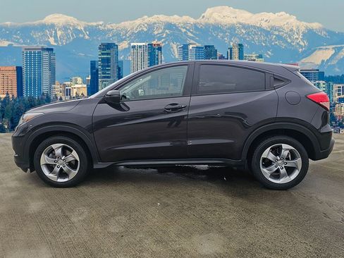 Used 2017 Honda HR-V EX image 12