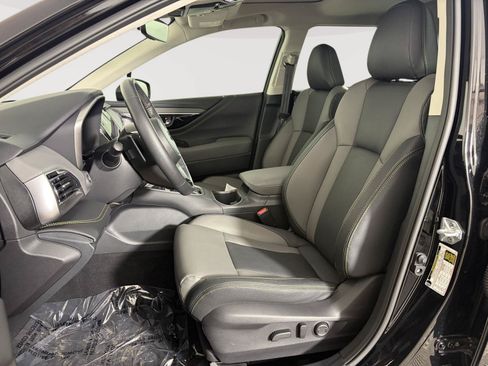 Certified 2024 Subaru Outback Onyx Edition XT AWD/4WD image 16