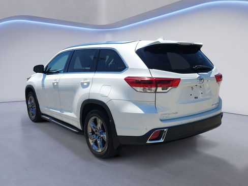 Used 2018 Toyota Highlander Limited Platinum AWD/4WD image 5
