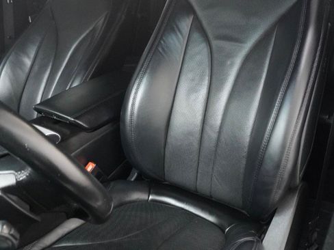 Used 2019 Lincoln Nautilus Reserve AWD/4WD image 4