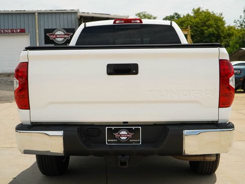 Used 2017 Toyota Tundra SR5 w/ SR5 Upgrade Package RWD image 20