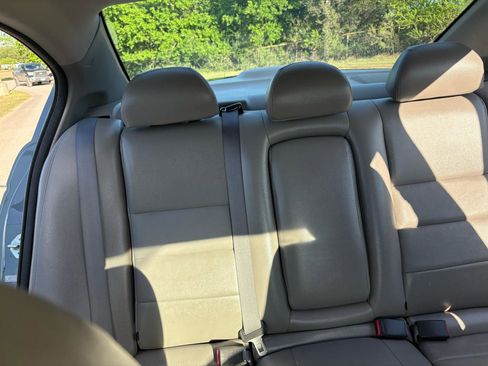 Used 2010 Honda Accord LX image 24