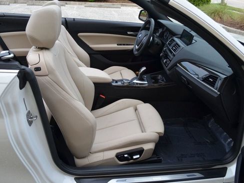 Used 2016 BMW 228i Convertible image 40