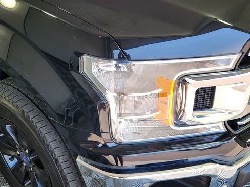 Used 2018 Ford F150 XLT AWD/4WD image 10