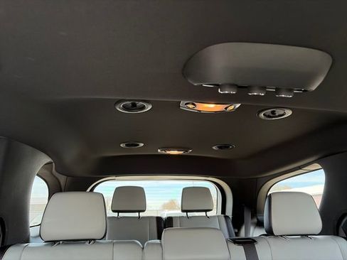 Used 2023 Dodge Durango GT AWD/4WD image 35