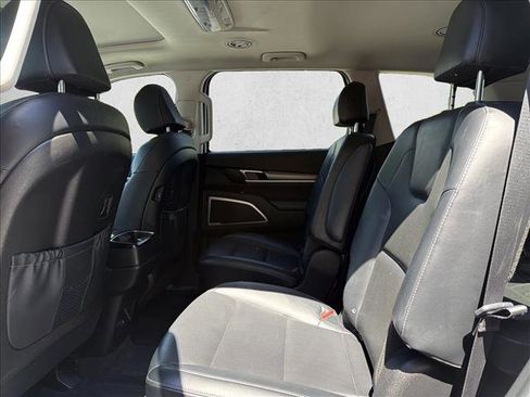 Used 2022 Kia Telluride S AWD/4WD image 23
