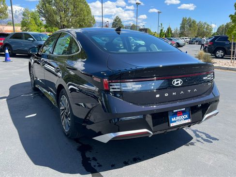 New 2026 Hyundai Sonata Limited FWD image 10