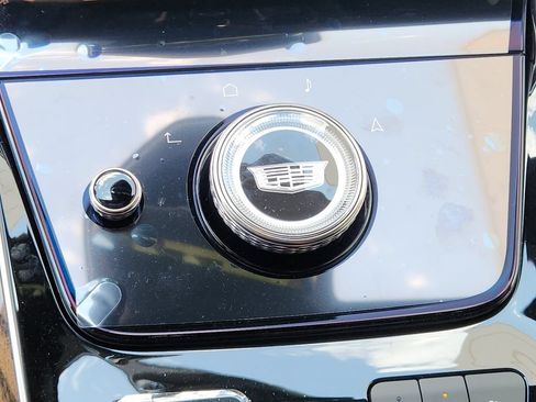 New 2026 Cadillac Escalade Platinum Sport AWD/4WD image 32