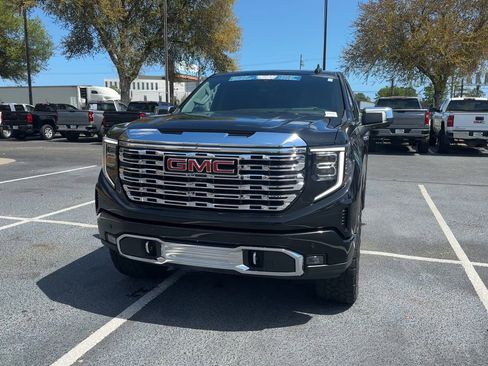 Used 2024 GMC Sierra 1500 Denali w/ Denali Reserve Package image 3