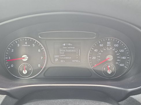 Used 2019 Kia Sorento FWD image 13
