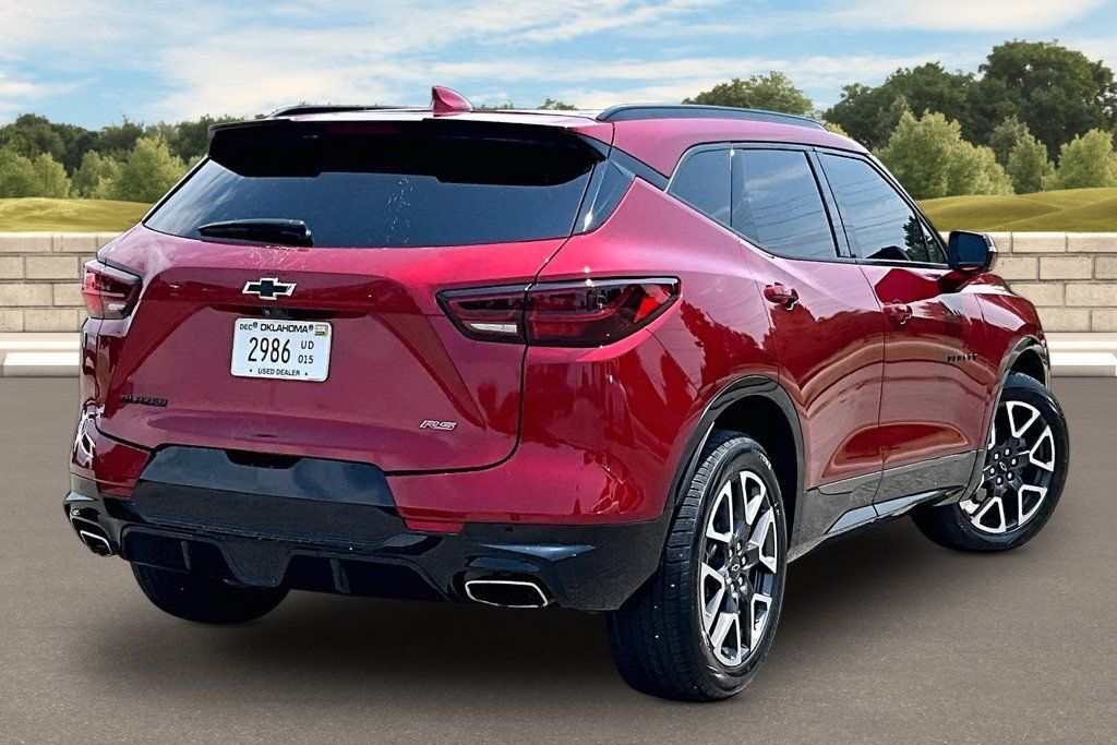 Used 2024 Chevrolet Blazer RS w/ Driver Confidence II Package FWD image 8