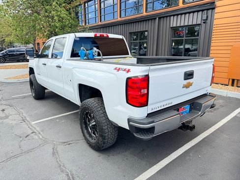 Used 2015 Chevrolet Silverado 2500 LT AWD/4WD image 3