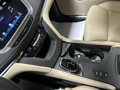 Used 2019 Cadillac XT5 AWD image 13