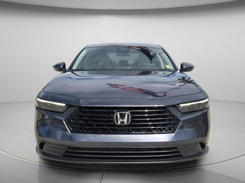 Certified 2025 Honda Accord LX image 4
