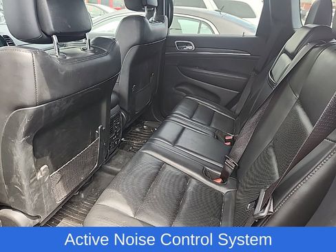 Used 2019 Jeep Grand Cherokee Limited w/ Luxury Group II AWD/4WD image 13